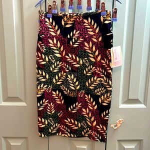 NWT XS Lularoe Cassie Skirt